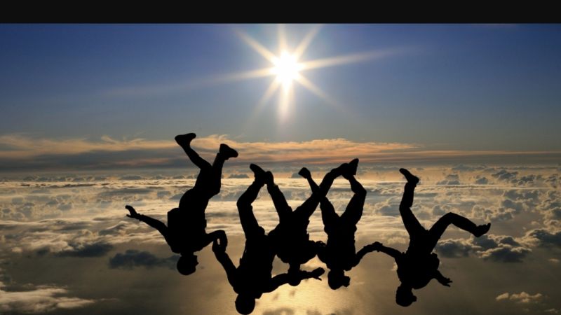 AdrenalineXperience Parachutisme proposera désormais des sauts à Niort et Arcachon