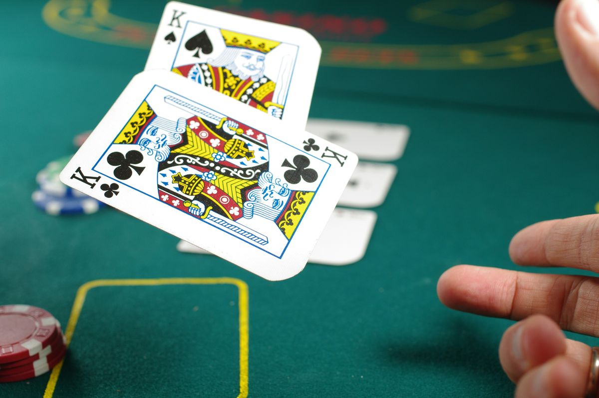 Risques et récompenses : Les frissons du jeu en ligne dans les casinos